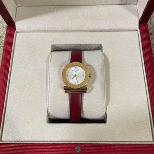 Salvatore Ferragamo Gancini strap watch